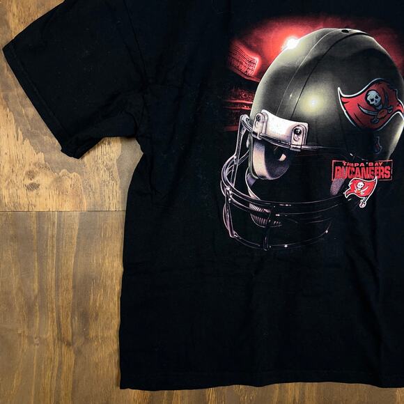 NFL Mens Shirt Black Crew Neck Tampa Bay Buccaneers Short Sleeve 100% Cotton XL - Picture 6 of 11